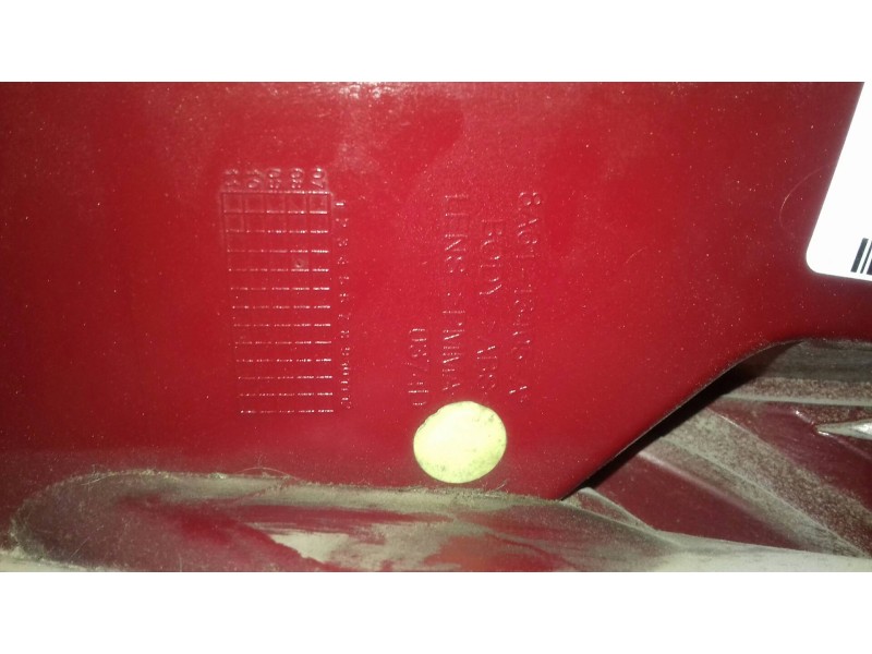 Recambio de piloto trasero izquierdo para ford fiesta (cb1) ghia referencia OEM IAM 8A6113405A  