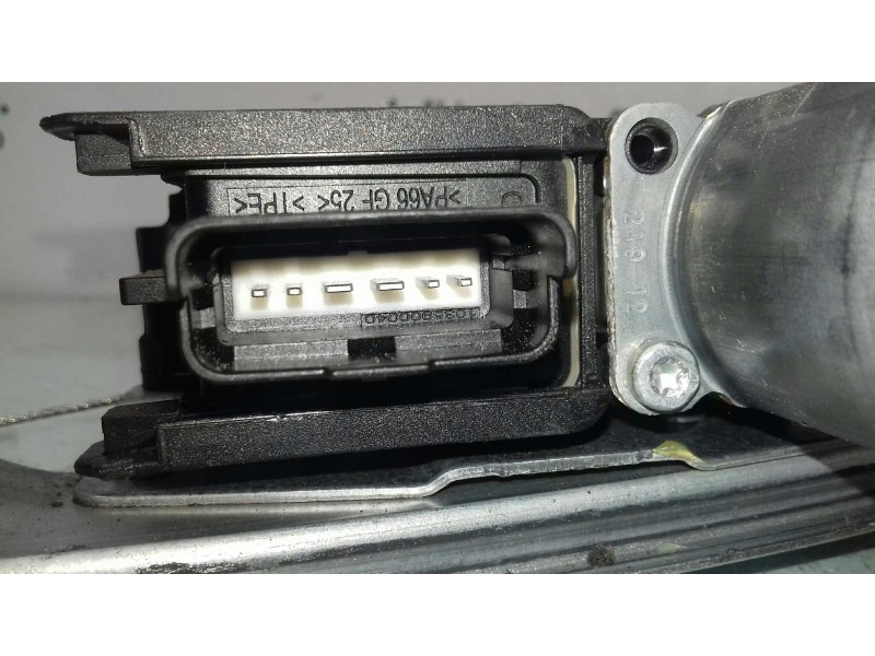 Recambio de elevalunas trasero derecho para citroen c5 berlina millenium referencia OEM IAM 0130822750 128000851 ELECTRICO