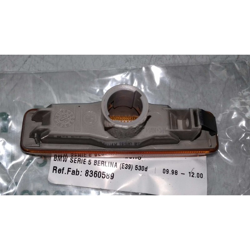 Recambio de piloto lateral derecho para bmw serie 5 berlina (e39) 530d referencia OEM IAM 8360589  SIN PORTALAMPARAS