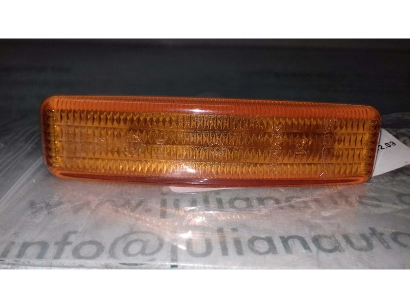 Recambio de piloto lateral izquierdo para bmw serie 5 berlina (e39) 520d referencia OEM IAM 8360589  SIN PORTALAMPARAS