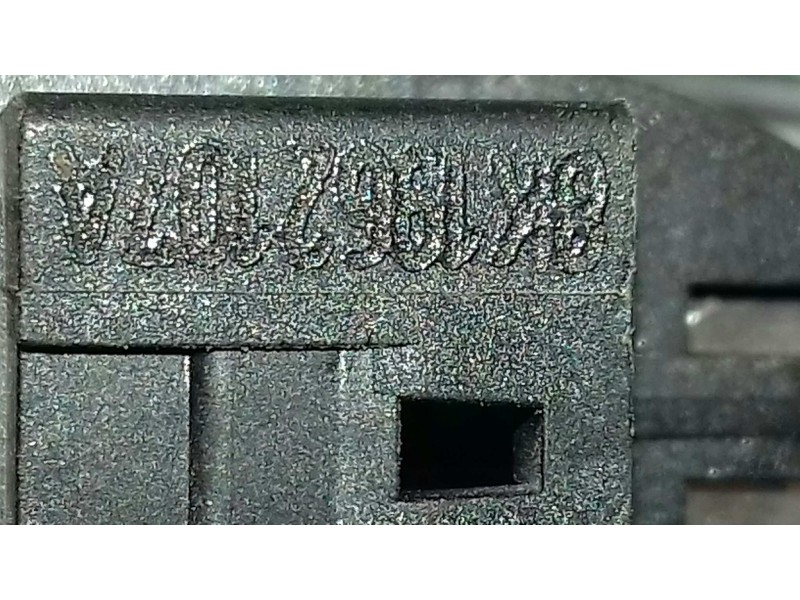 Recambio de interruptor para audi a4 ber. (b8) básico referencia OEM IAM 8K1962107A  BLOQUEO CIERRE