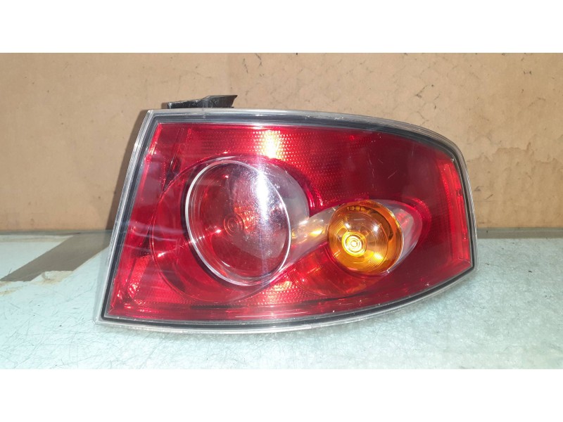 Recambio de piloto trasero derecho para seat ibiza (6l1) cool referencia OEM IAM 6L6945096A 6L6945112 6L6945096B