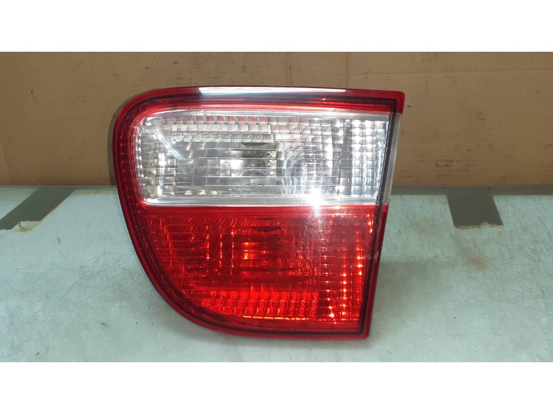 Recambio de piloto trasero derecho interior para seat leon (1m1) signo referencia OEM IAM 1M6945092B  1M6945092