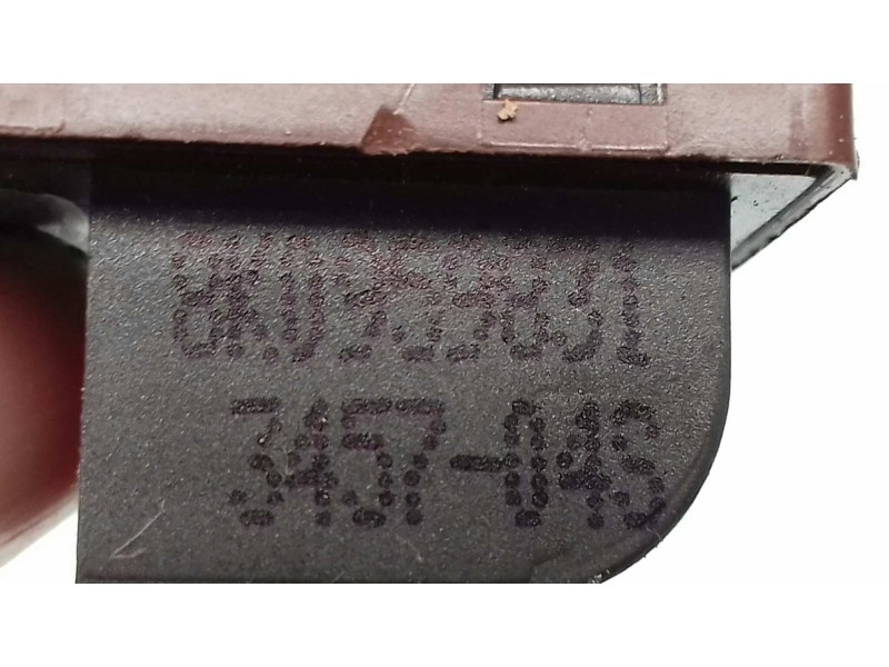 Recambio de interruptor para audi a4 ber. (b8) básico referencia OEM IAM 8K0959831 4 PINES APERTURA MALETERO