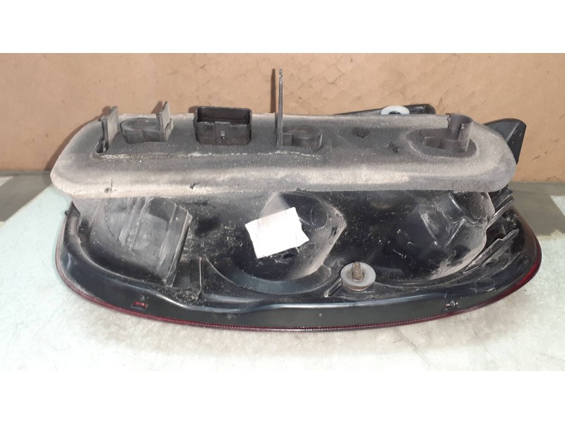 Recambio de piloto trasero izquierdo para nissan micra (k12e) acenta referencia OEM IAM   