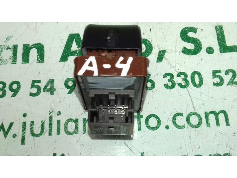 Recambio de interruptor para audi a4 ber. (b8) básico referencia OEM IAM 8K0959831 4 PINES APERTURA MALETERO