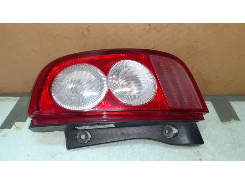 Recambio de piloto trasero izquierdo para nissan micra (k12e) acenta referencia OEM IAM   