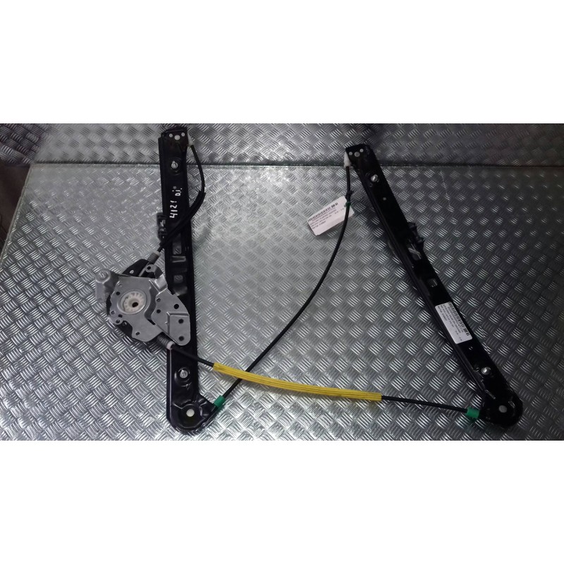 Recambio de elevalunas delantero izquierdo para bmw serie 3 berlina (e46) 320i referencia OEM IAM 8196037  ELECTRICO