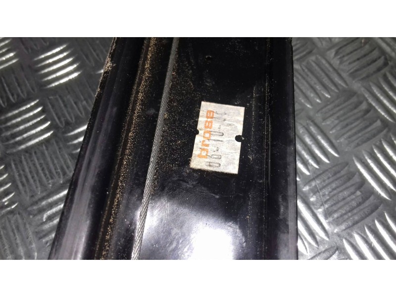 Recambio de elevalunas delantero derecho para bmw serie 3 berlina (e46) 320i referencia OEM IAM 8196038  ELECTRICO