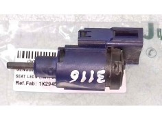 Recambio de sensor para seat leon (1m1) stella referencia OEM IAM 1J0927189E 2 PINES PEDAL EMBRAGUE