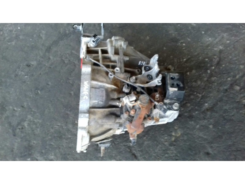 Recambio de caja cambios para hyundai i30 classic gl referencia OEM IAM WAJ6  5 VELOCIDADES