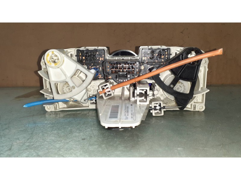 Recambio de mando calefaccion / aire acondicionado para nissan micra (k12e) acenta referencia OEM IAM F667192N01  VALEO