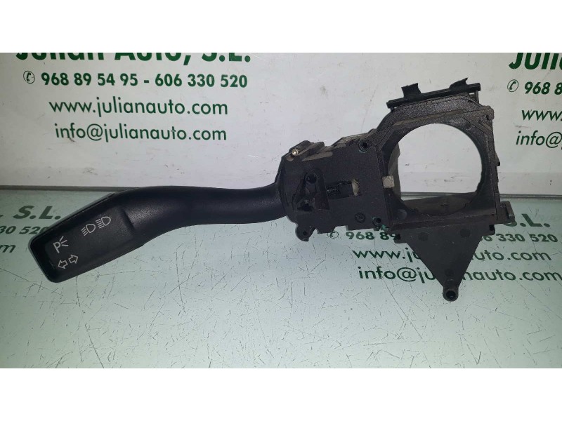 Recambio de mando intermitentes para audi a4 berlina (8e) 1.9 tdi (96kw) referencia OEM IAM 8E0953513A  