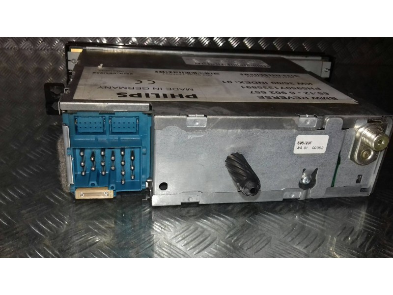 Recambio de sistema audio / radio cd para bmw serie 3 berlina (e46) 320i referencia OEM IAM 65126902657  22DC595