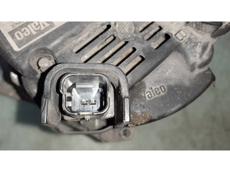 Recambio de alternador para nissan micra (k12e) acenta referencia OEM IAM 23100AX610 VALEO 80A