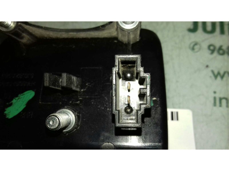 Recambio de maneta exterior porton para seat ibiza (6p1) style referencia OEM IAM 6J0827565A  2 PINES