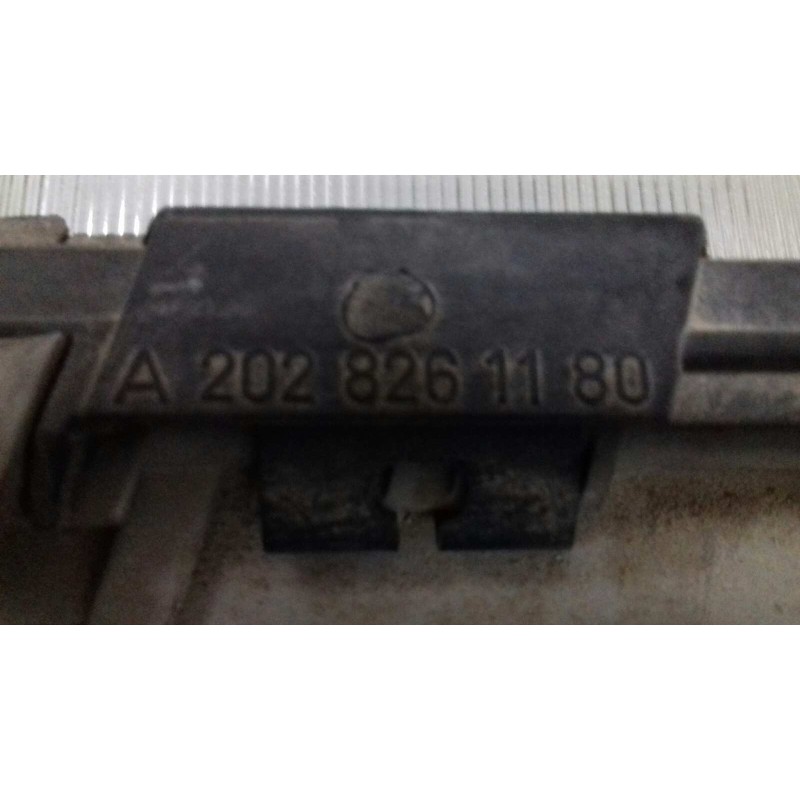 Recambio de faro izquierdo para mercedes-benz clase c (w202) berlina 250 td (202.128) referencia OEM IAM 0301082203  