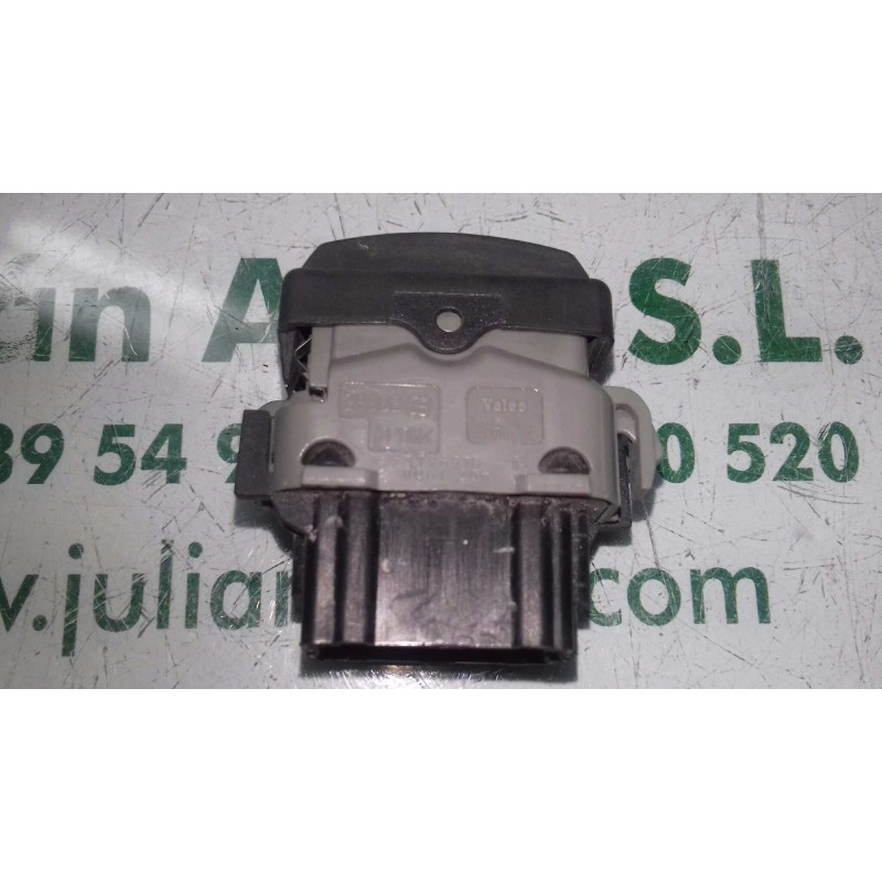 Recambio de interruptor para renault clio iii exception 2 referencia OEM IAM 28082 3 + 3 PINES BLOQUEO ELEVALUNAS