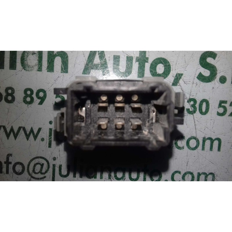 Recambio de interruptor para renault clio iii exception 2 referencia OEM IAM 28082 3 + 3 PINES BLOQUEO ELEVALUNAS