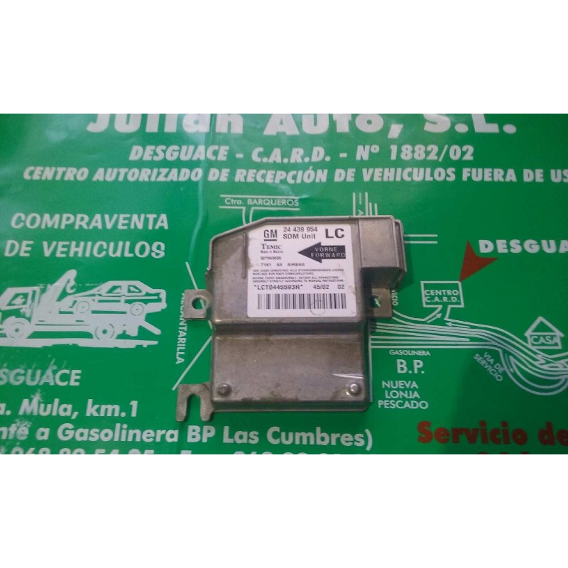 Recambio de centralita airbag para opel corsa c elegance referencia OEM IAM 24439954 327963935 TEMIC