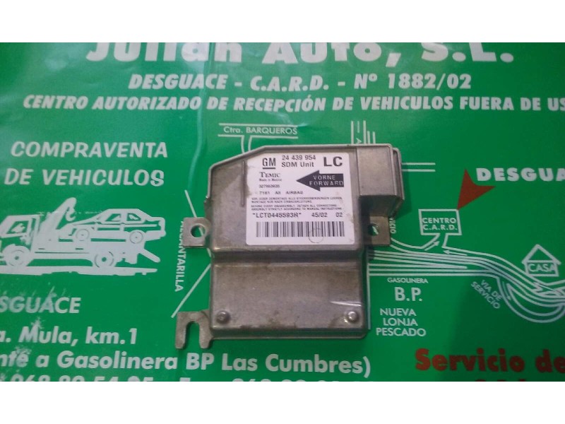 Recambio de centralita airbag para opel corsa c elegance referencia OEM IAM 24439954 327963935 TEMIC
