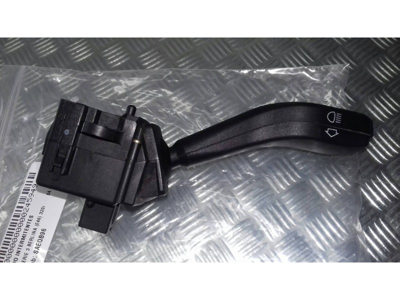 Recambio de mando intermitentes para bmw serie 3 berlina (e46) 320i referencia OEM IAM SAEQB96 8363668K 011040