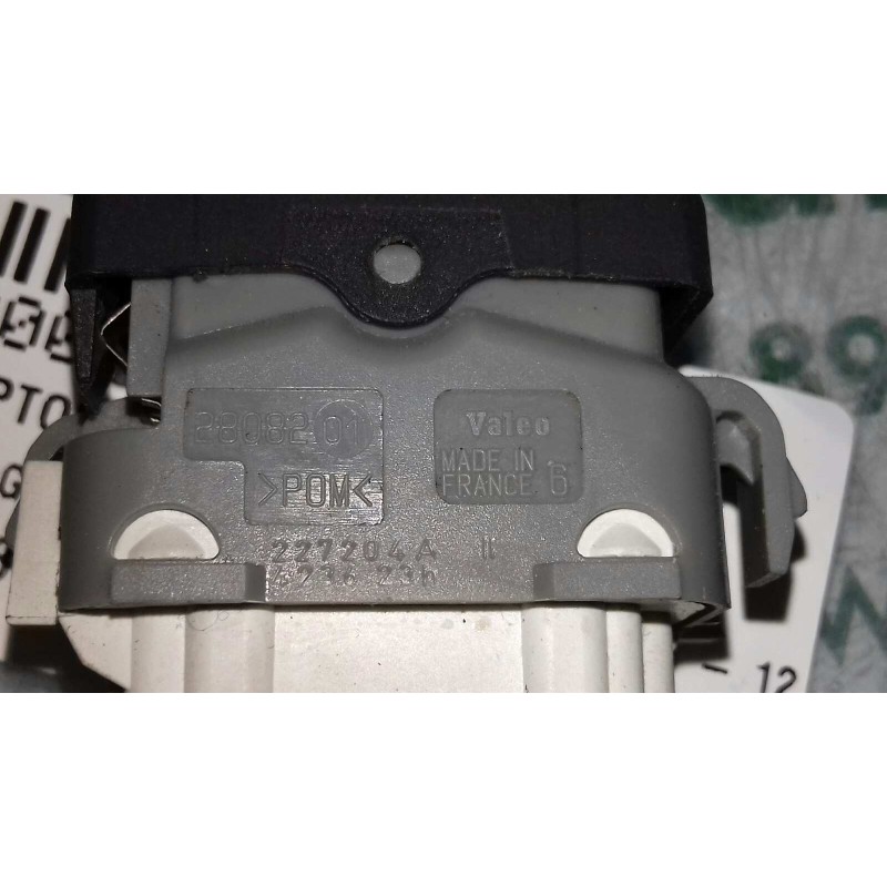 Recambio de interruptor para renault laguna ii (bg0) dynamique referencia OEM IAM 2808201 3 + 3 PINES BLANCO CIERRE