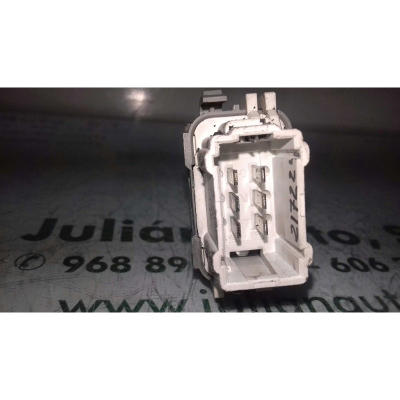 Recambio de mando elevalunas delantero derecho para renault espace iv (jk0) referencia OEM IAM 2808201 3 + 3 PINES BLANCO