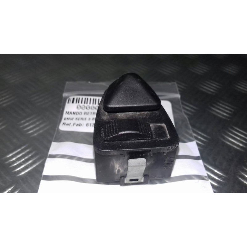 Recambio de mando retrovisor para bmw serie 3 berlina (e46) 320i referencia OEM IAM 613183736919 2 CONECTORES 53369000