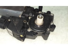 Recambio de motor elevalunas delantero izquierdo para audi a8 (d2) 3.3 tdi quattro referencia OEM IAM 4D0959801E 119008202 05360 2