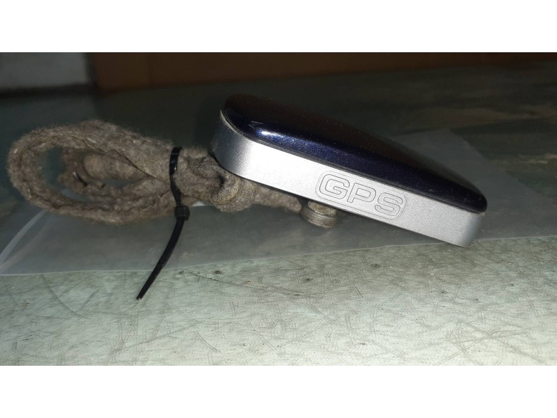 Recambio de antena para audi a8 (d2) 3.3 tdi quattro referencia OEM IAM 4D0919889 7612001124 GPS