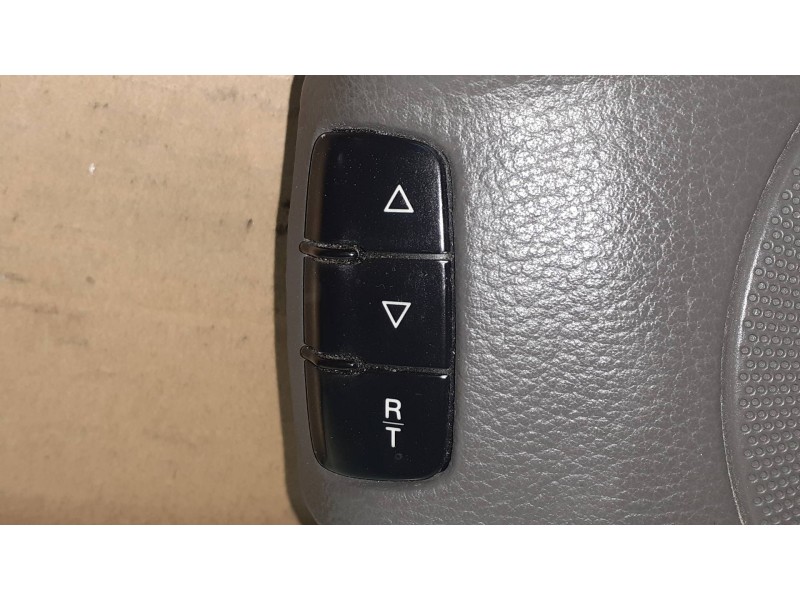 Recambio de airbag delantero izquierdo para audi a8 (d2) 3.3 tdi quattro referencia OEM IAM 4B0880201AG 4B0880201 TRW