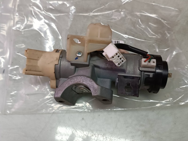 Recambio de conmutador de arranque para kia soul burner referencia OEM IAM AMZDC2  