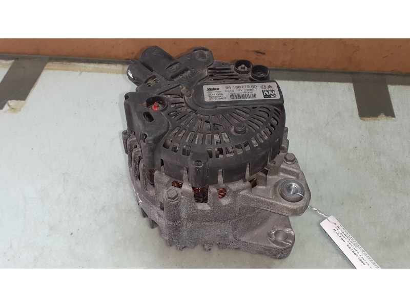 Recambio de alternador para peugeot partner kasten confort pack l1 referencia OEM IAM 9818677980 VALEO CL12