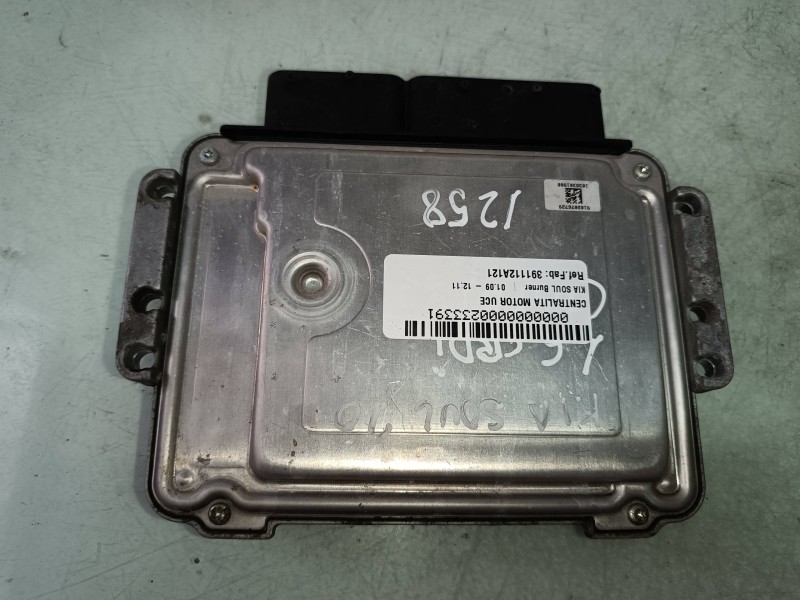 Recambio de centralita motor uce para kia soul burner referencia OEM IAM 391112A121 0281016426 BOSCH