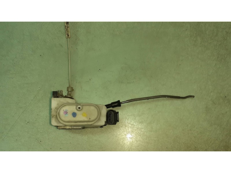 Recambio de cerradura puerta delantera derecha para audi a8 (d2) 3.3 tdi quattro referencia OEM IAM 4D1837016D  ELECTRICA