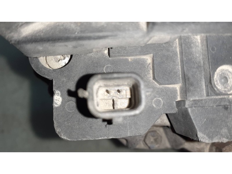 Recambio de alternador para renault clio iii exception 2 referencia OEM IAM 7711368380 BOSCH 