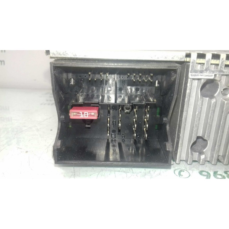 Recambio de sistema audio / radio cd para citroen c5 berlina lx (e) referencia OEM IAM 9659143077 765124392 BLAUPUNKT