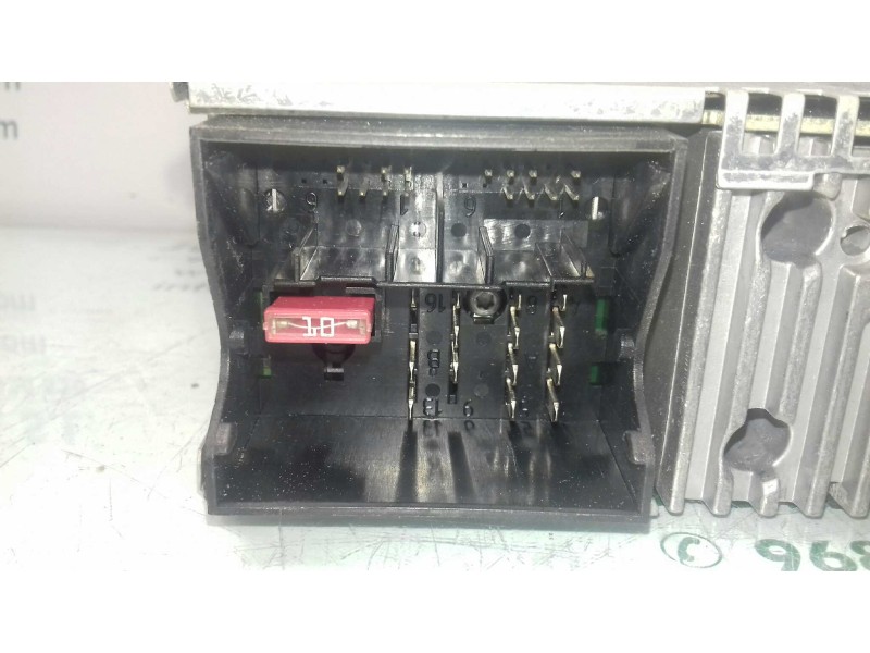 Recambio de sistema audio / radio cd para citroen c5 berlina lx (e) referencia OEM IAM 9659143077 765124392 BLAUPUNKT