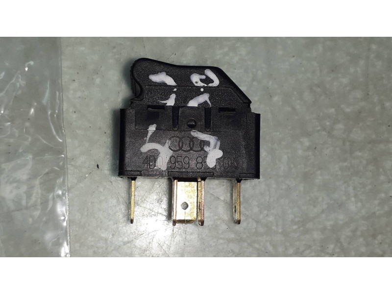 Recambio de mando elevalunas delantero izquierdo para audi a8 (d2) 3.3 tdi quattro referencia OEM IAM 4D0959855  4D09598550IC