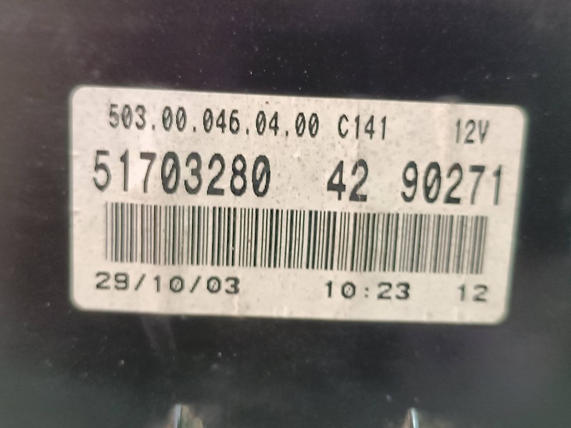 Recambio de cuadro instrumentos para fiat punto berlina (188) 1.2 cat referencia OEM IAM 51703280 555000460102  Recambio de cuadro instrumentos para fiat punto berlina (188) 1.2 cat referencia OEM IAM 51703280 555000460102