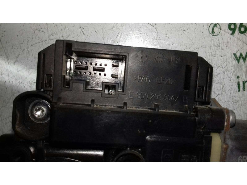 Recambio de elevalunas delantero derecho para volkswagen polo (6r1) advance referencia OEM IAM 6R0959802AD 3 PINES ELECTRICO