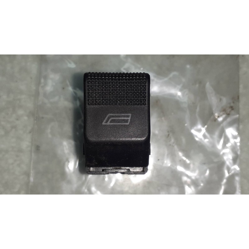 Recambio de mando elevalunas delantero izquierdo para audi a8 (d2) 3.3 tdi quattro referencia OEM IAM 4D09598550  4D09598550IC