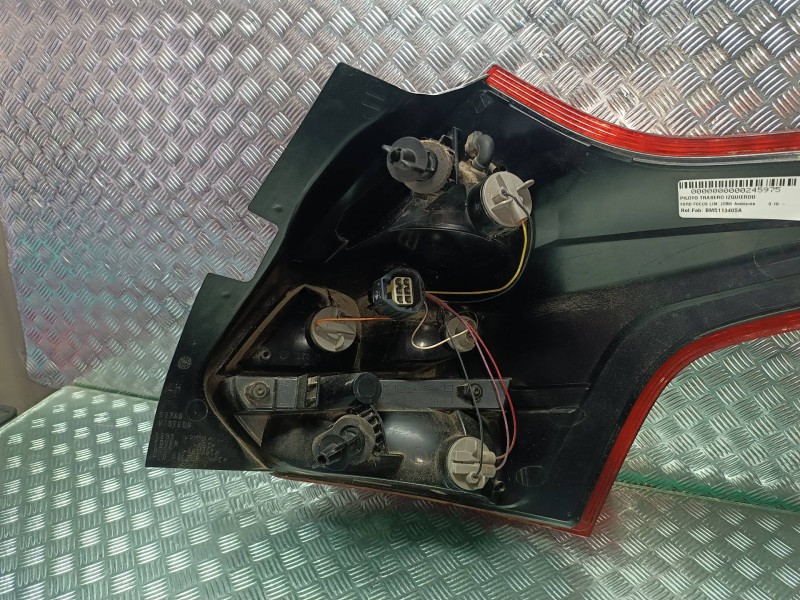 Recambio de piloto trasero izquierdo para ford focus lim. (cb8) ambiente referencia OEM IAM BM5113405A  BM5113405B