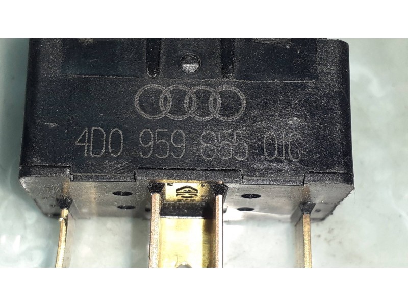 Recambio de mando elevalunas delantero izquierdo para audi a8 (d2) 3.3 tdi quattro referencia OEM IAM 4D09598550  4D09598550IC