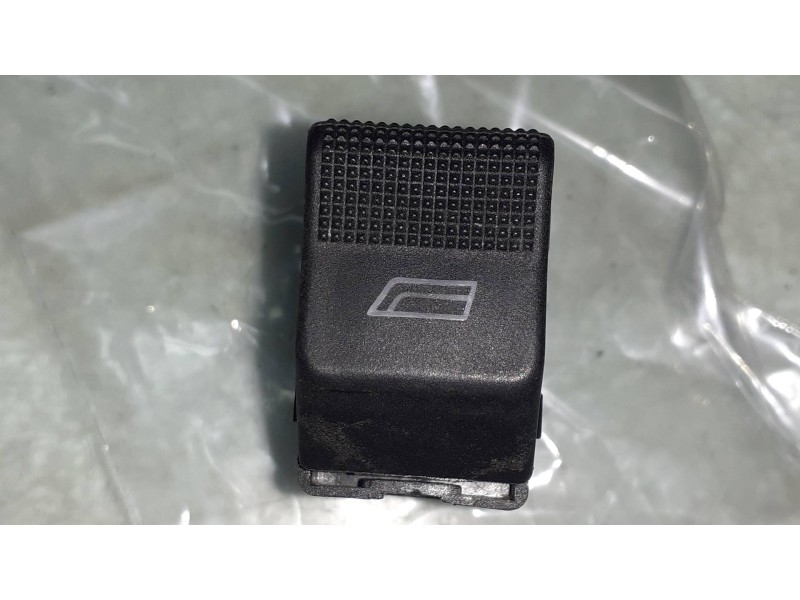 Recambio de mando elevalunas delantero izquierdo para audi a8 (d2) 3.3 tdi quattro referencia OEM IAM 4D09598550  4D09598550IC