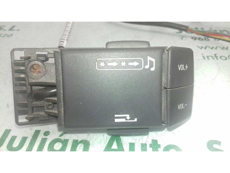 Recambio de mando multifuncion para renault laguna (b56) 1.6 16v rt referencia OEM IAM 7700426225  MANDO AUDIO