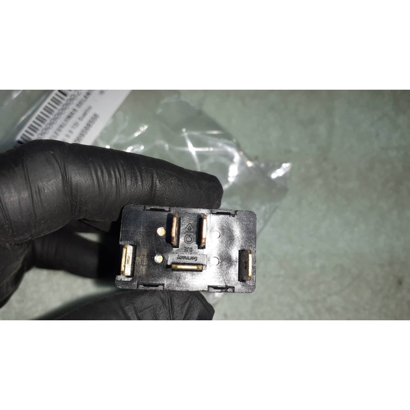 Recambio de mando elevalunas delantero izquierdo para audi a8 (d2) 3.3 tdi quattro referencia OEM IAM 4D09598550  4D09598550IC