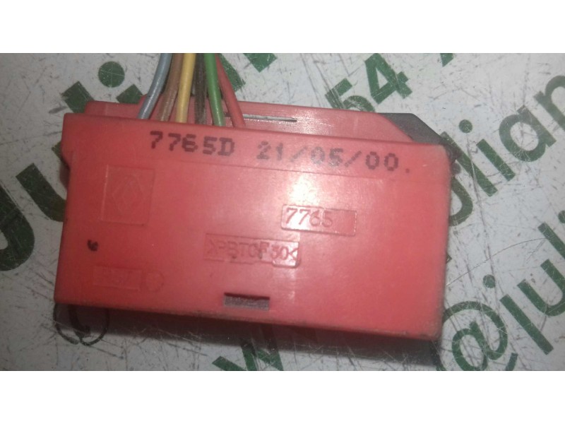 Recambio de mando multifuncion para renault laguna (b56) 1.6 16v rt referencia OEM IAM 7700426225  MANDO AUDIO