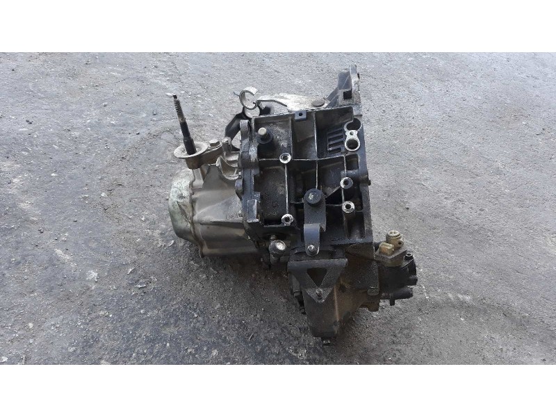 Recambio de caja cambios para peugeot 406 berlina (s1/s2) sldt referencia OEM IAM 20CH43  5 VELOCIDADES
